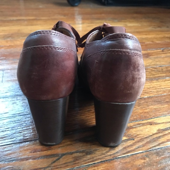 <<>> Clarks: Lace-up heels <<>> - Picture 7 of 7